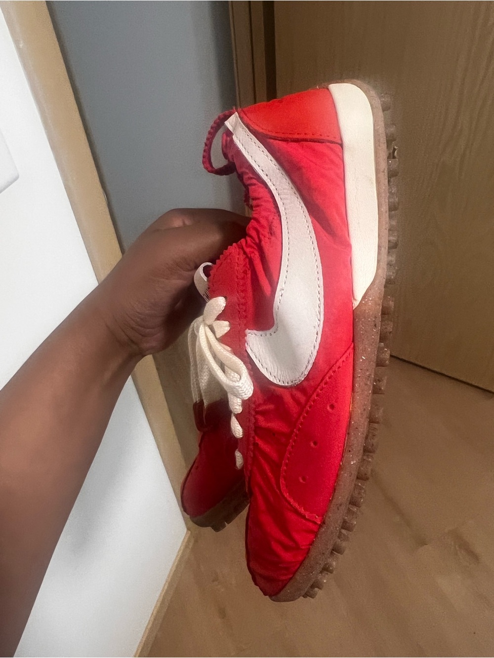 Jacquemus Moon Shoes “University Red” - Picture 6 of 11